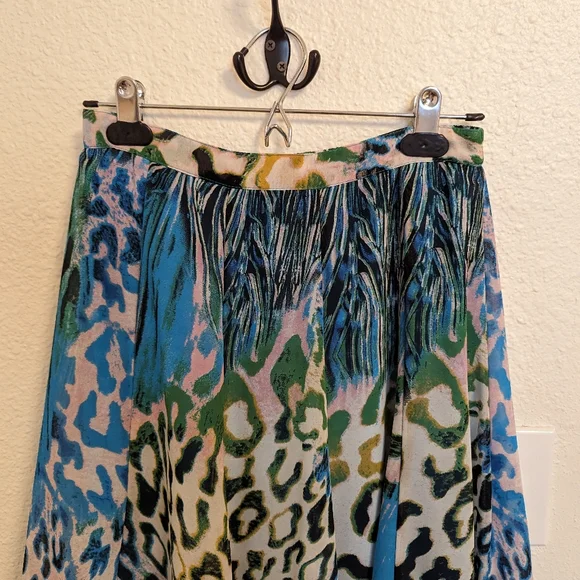 Mix Nouveau Midi Skirt - Picture 2 of 5